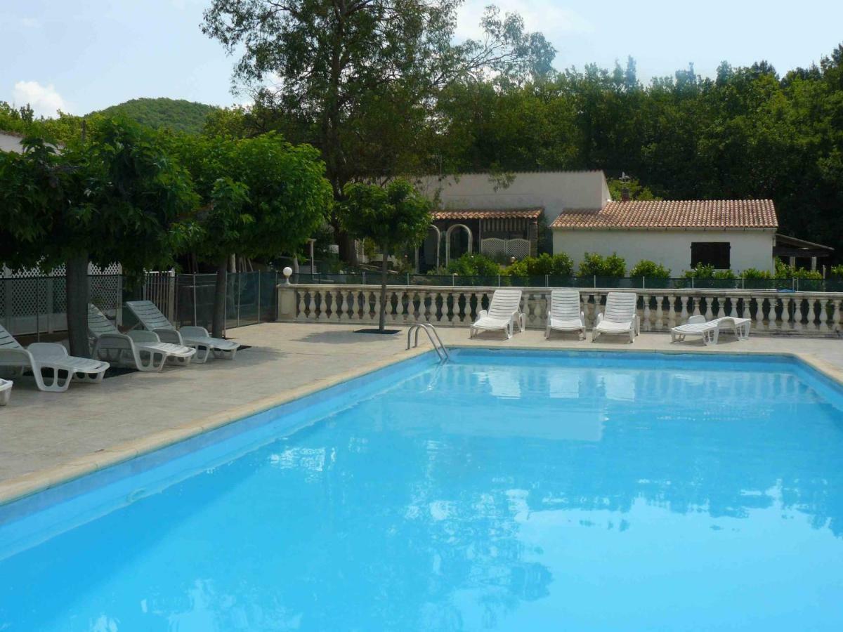 Le Claux Des Hesperides Hotel Алман ан Прованс Екстериор снимка