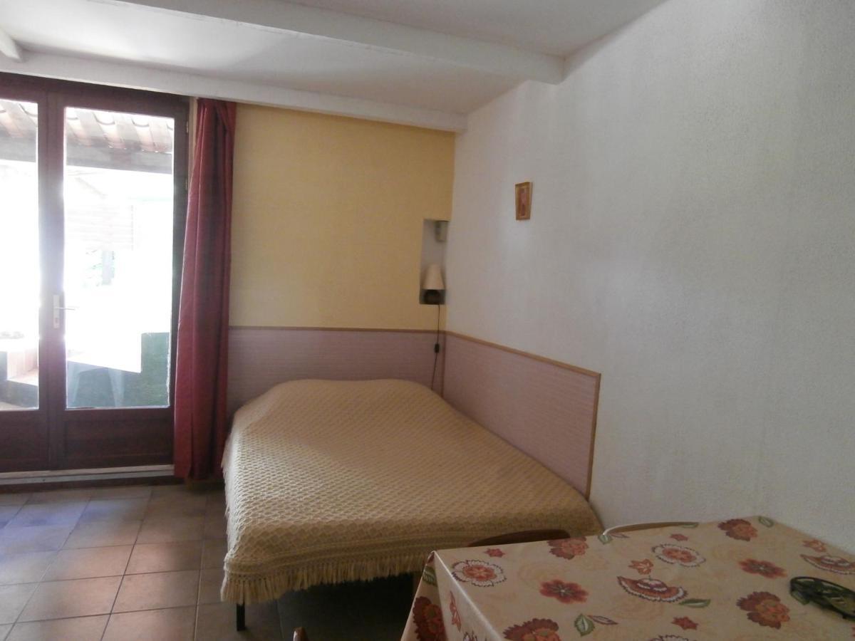 Le Claux Des Hesperides Hotel Алман ан Прованс Екстериор снимка